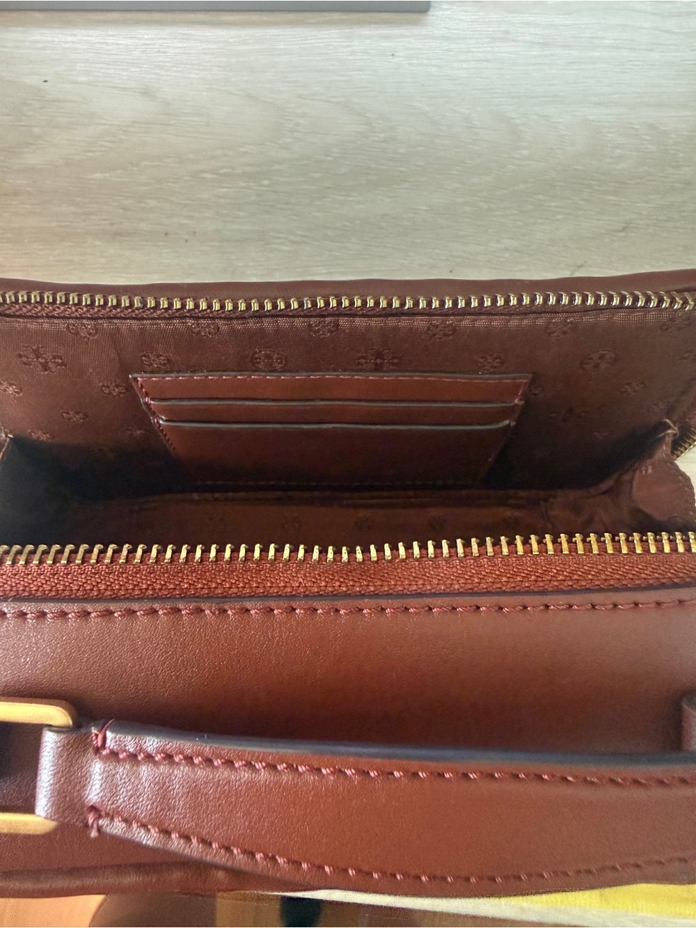 TORY BURCH BRITTEN WOVEN SMALL CASE BAG - Picture 7 of 9